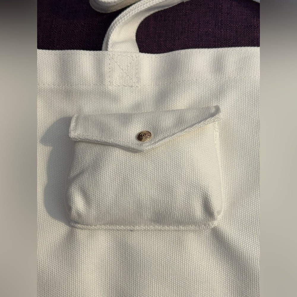 Tote Bag NWOT - Picture 5 of 12